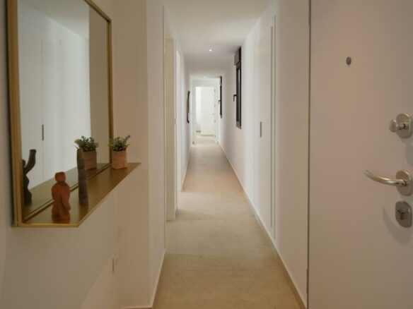 3-bedroom Villa In Algorfa, Spain (121 M²)