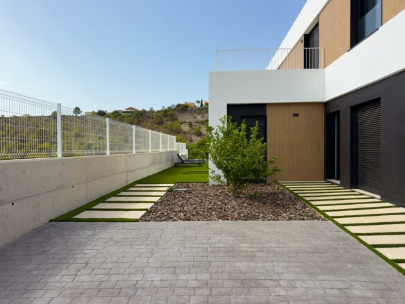 3-bedroom Villa In Finestrat, Spain (222 M²)