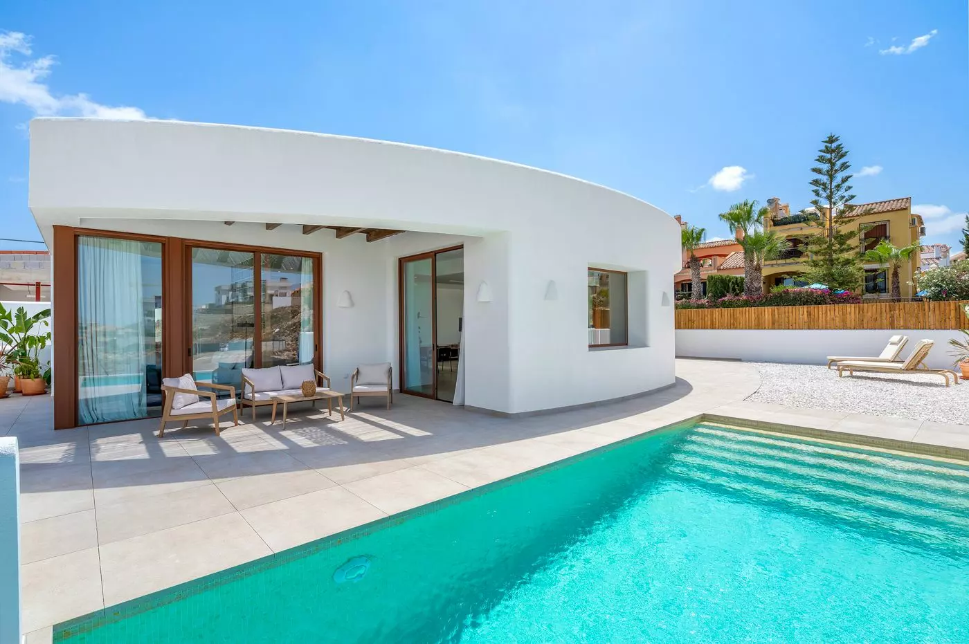 4-bedroom Villa In Algorfa, Spain (345 M²)