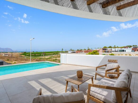 4-bedroom Villa In Algorfa, Spain (345 M²)