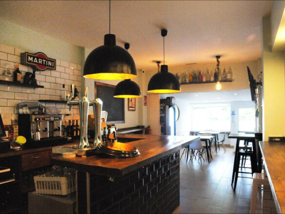 Commercial Unit In Alicante, Spain (60 M²)