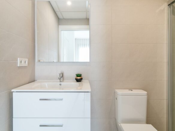 3-bedroom Penthouse In Torrevieja, Spain (96 M²)