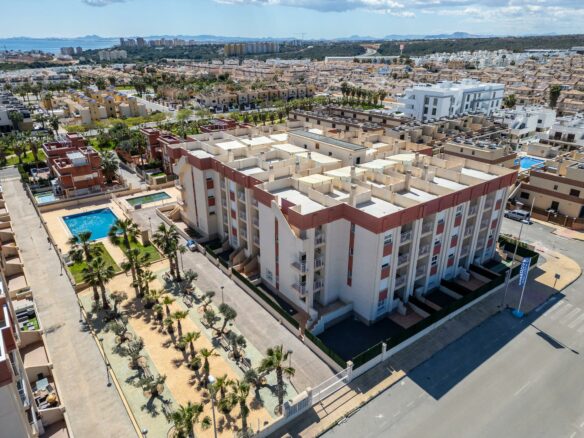 2-bedroom Penthouse In Orihuela Costa, Spain (69 M²)
