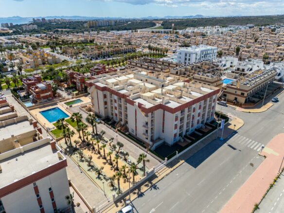 2-bedroom Penthouse In Orihuela Costa, Spain (69 M²)