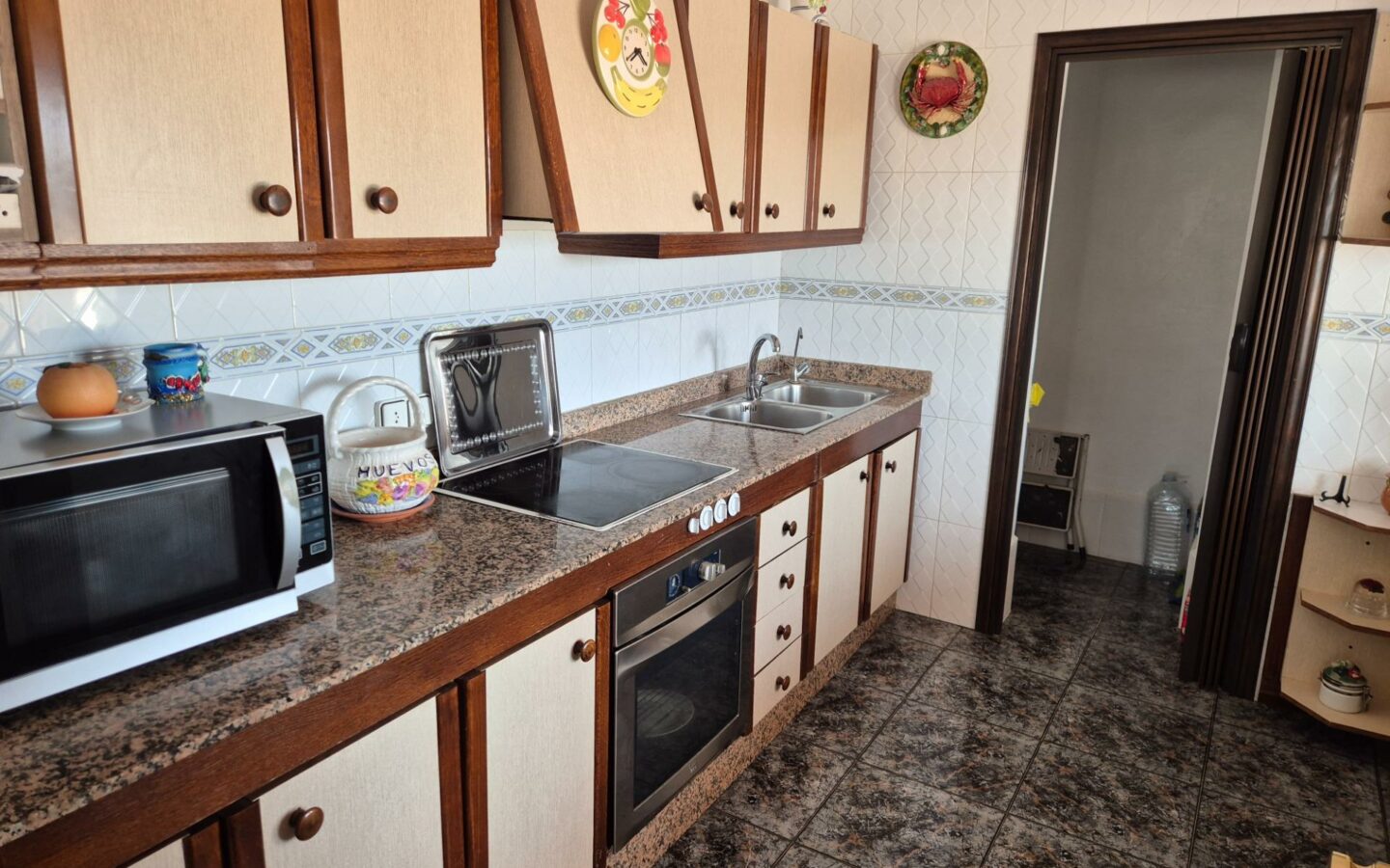 6-bedroom Villa In Aspe, Spain (468 M²)