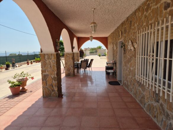 6-bedroom Villa In Aspe, Spain (468 M²)
