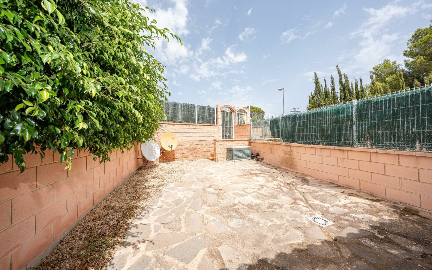 3-bedroom Terraced House In La Nucía, Spain (184 M²)