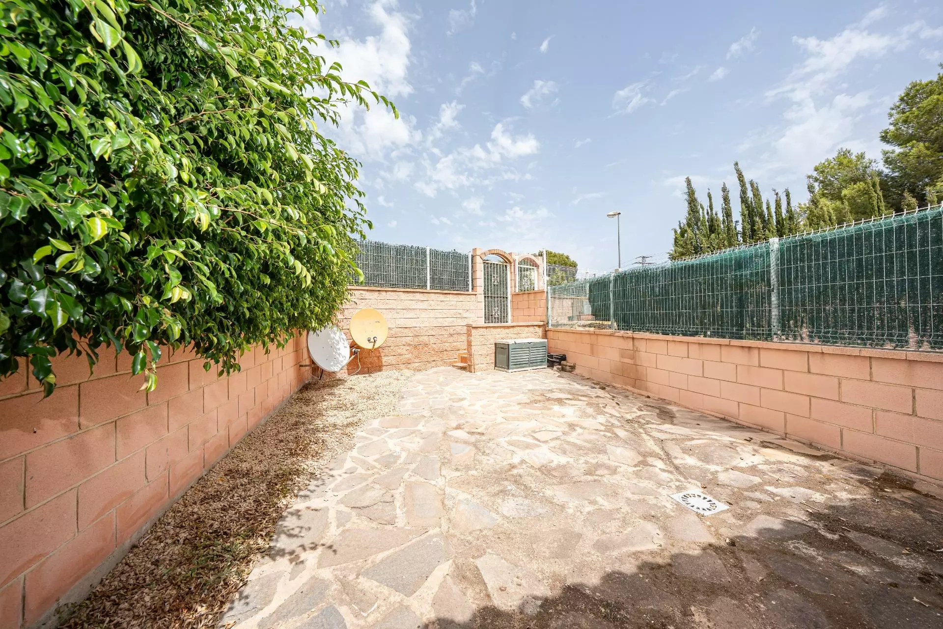 3-bedroom Terraced House In La Nucía, Spain (184 M²)