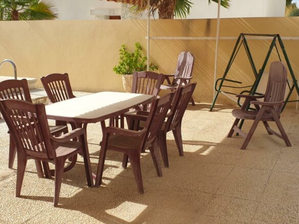 3-bedroom Villa In Elche, Spain (127 M²)