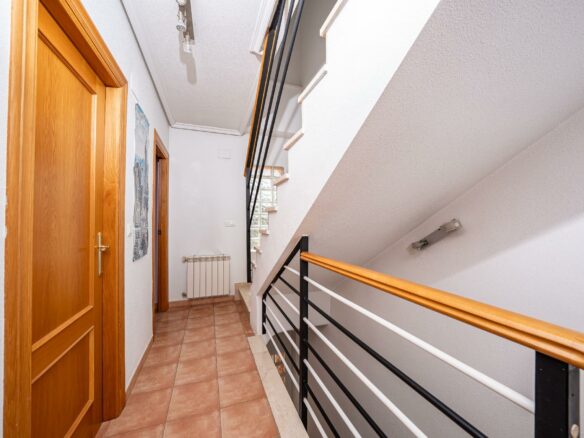 3-bedroom Terraced House In La Nucía, Spain (184 M²)