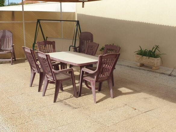 3-bedroom Villa In Elche, Spain (127 M²)