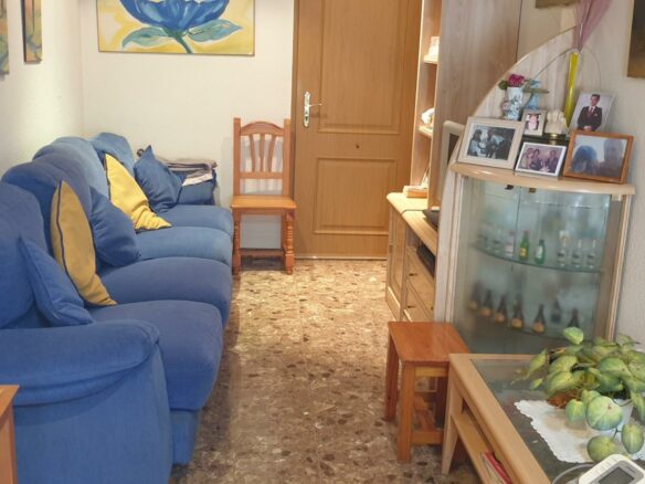 3-bedroom Villa In Elche, Spain (127 M²)