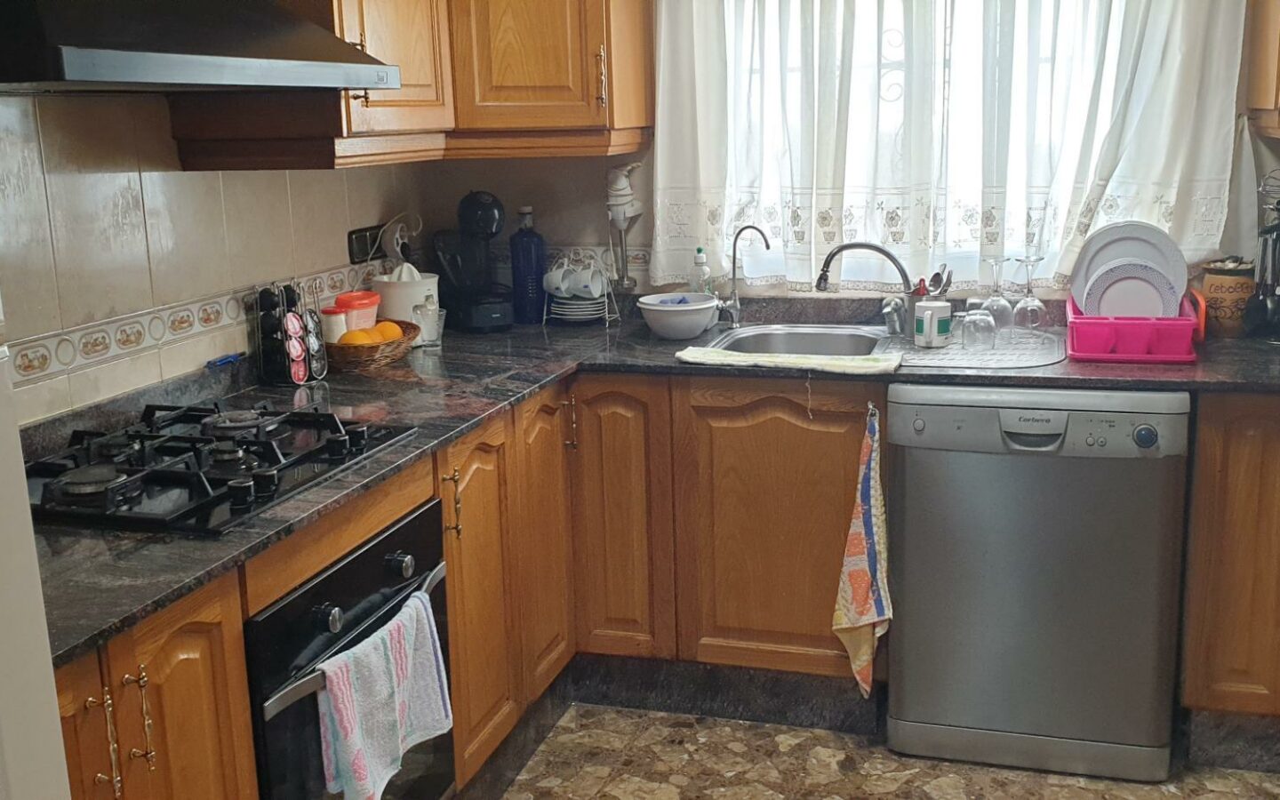 3-bedroom Villa In Elche, Spain (127 M²)