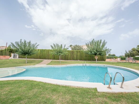 3-bedroom Terraced House In La Nucía, Spain (184 M²)
