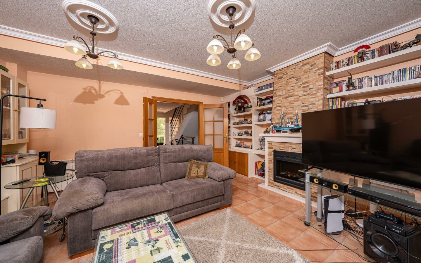 3-bedroom Terraced House In La Nucía, Spain (184 M²)