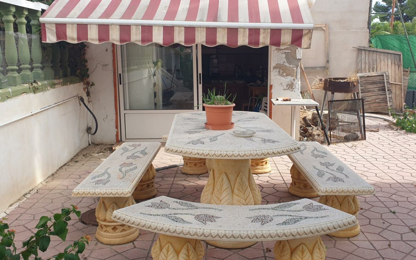 3-bedroom Villa In Elche, Spain (127 M²)