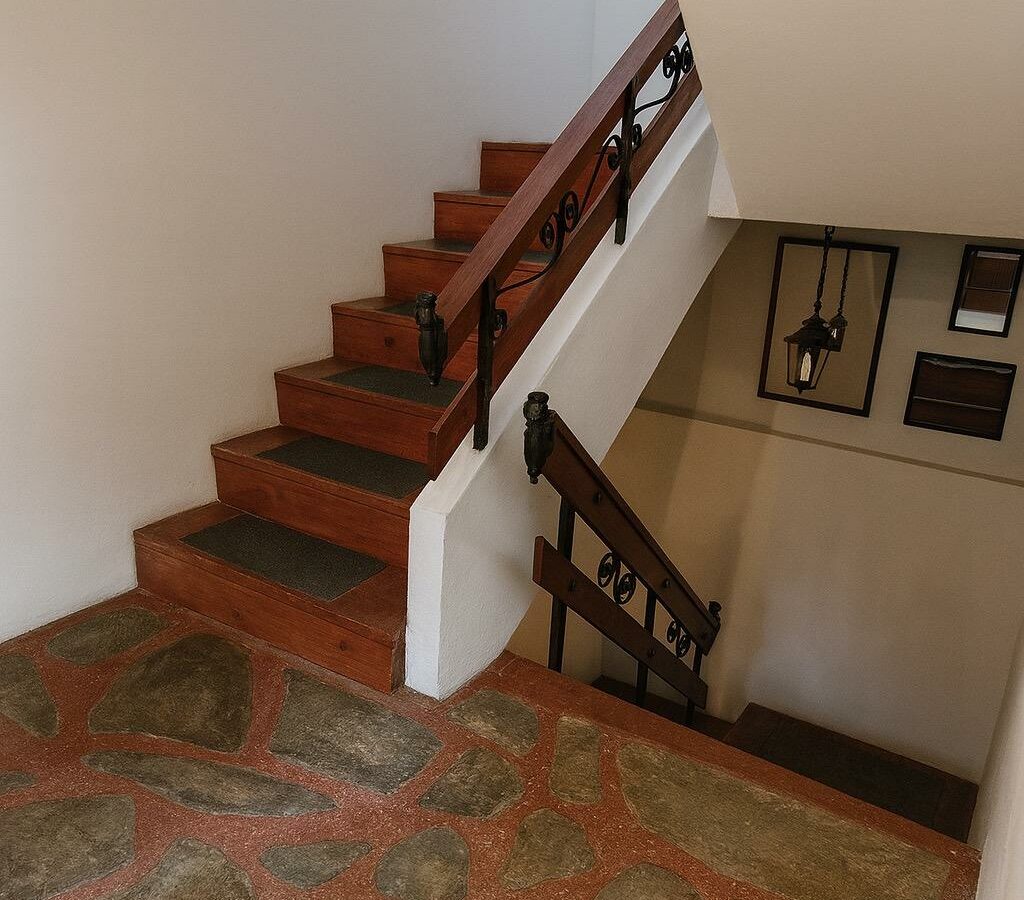 Hotel 600 M² In Muros, Spain