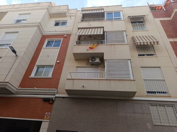 3-bedroom Penthouse In Elche, Spain (124 M²)