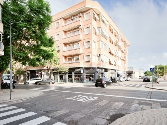 3-bedroom Flat In Novelda, Spain (120 M²)