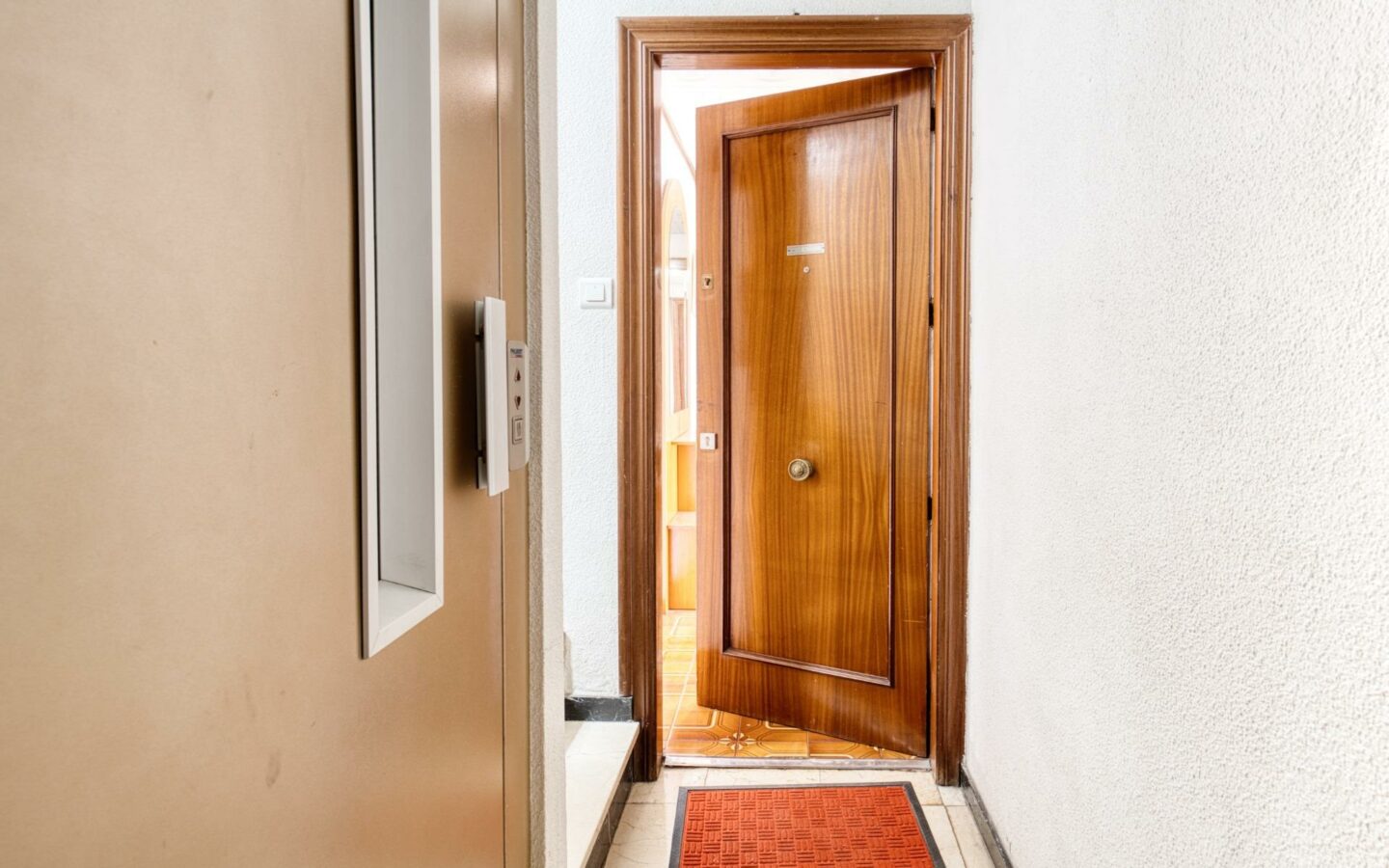 3-bedroom Flat In Elche, Spain (110 M²)