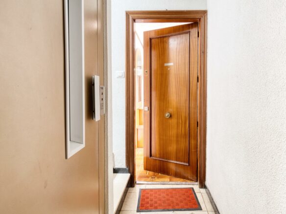 3-bedroom Flat In Elche, Spain (110 M²)