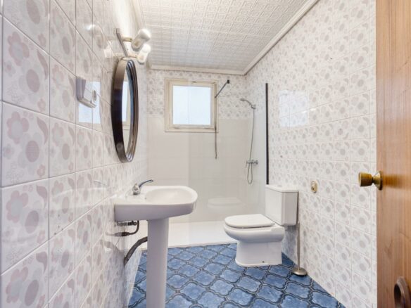 3-bedroom Flat In Elche, Spain (110 M²)