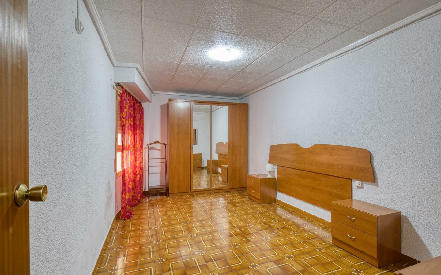 3-bedroom Flat In Elche, Spain (110 M²)