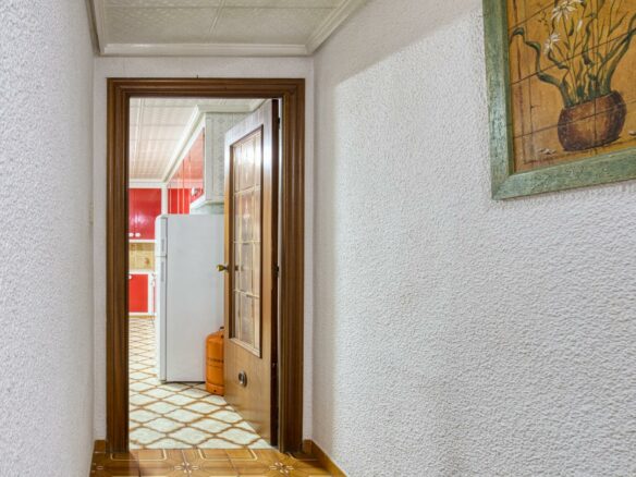 3-bedroom Flat In Elche, Spain (110 M²)
