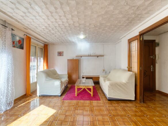 3-bedroom Flat In Elche, Spain (110 M²)