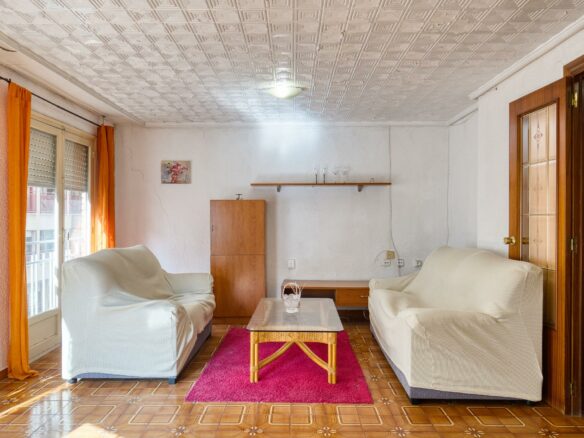 3-bedroom Flat In Elche, Spain (110 M²)