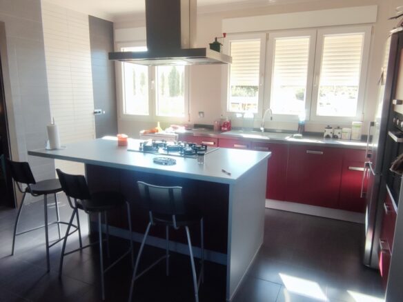 3-bedroom Detached Villa In Caudete, Spain (190 M²)