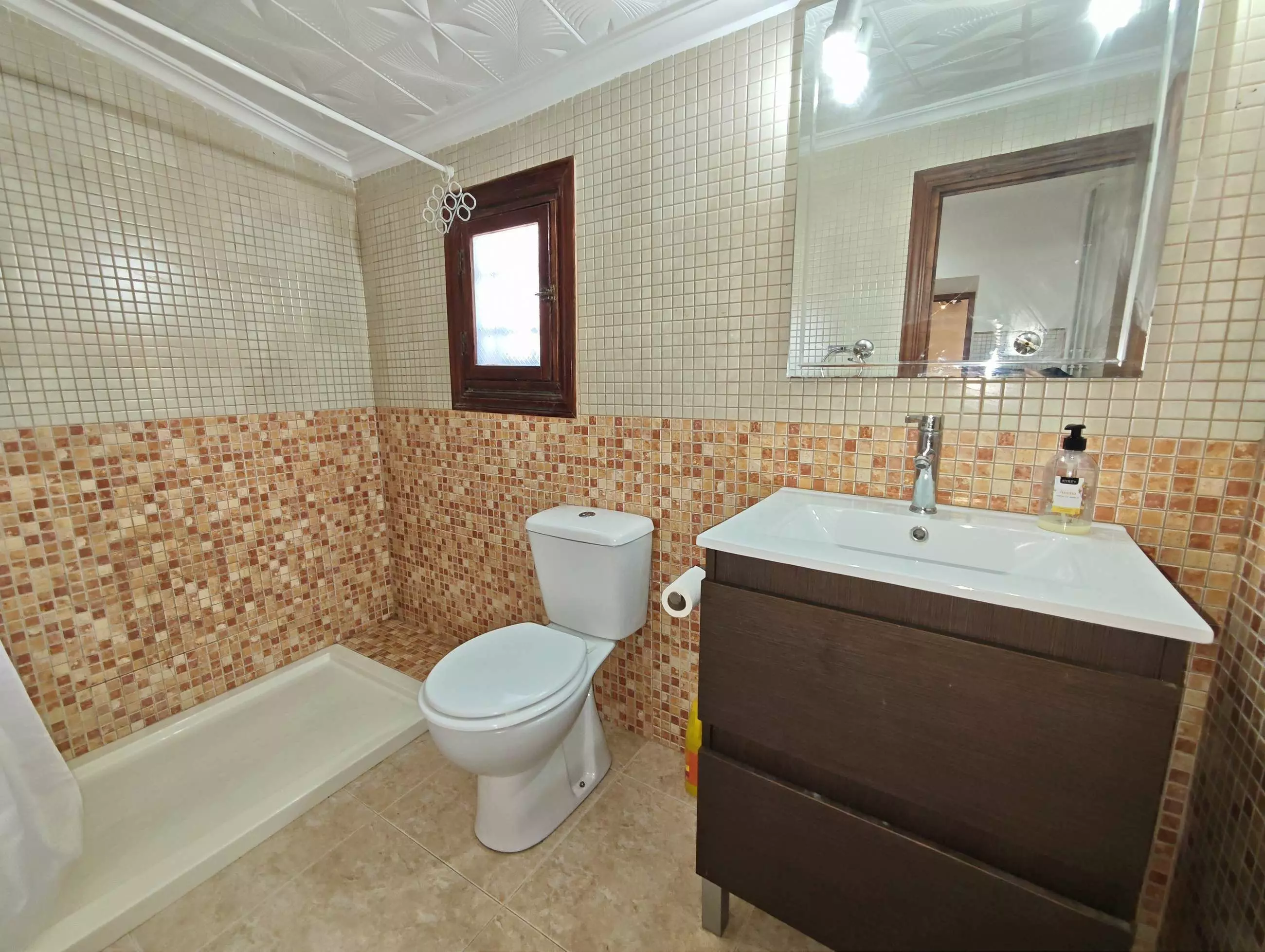 Country House 184 M² In Torre Del Rico, Spain