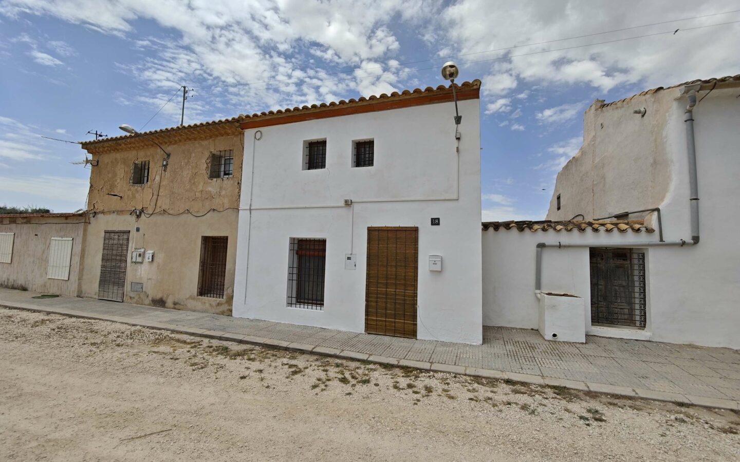 Finca 120 M² In Lel, Spain