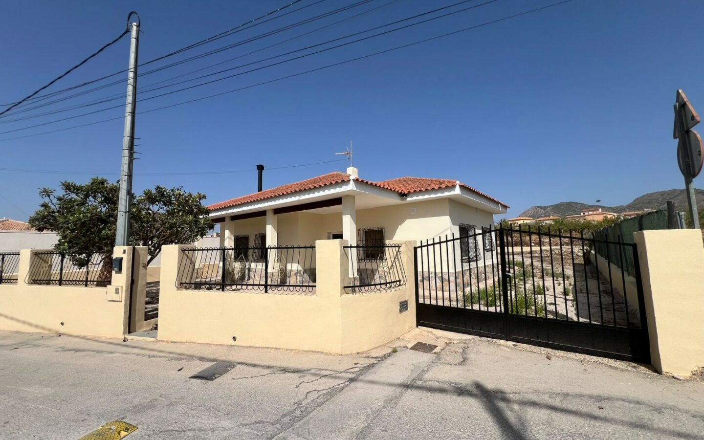 Detached Villa 120 M² In Macisvenda, Spain