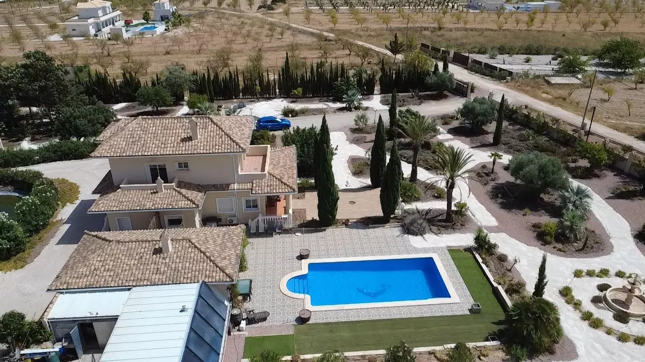 Detached Villa 344 M² In Pinoso, Spain