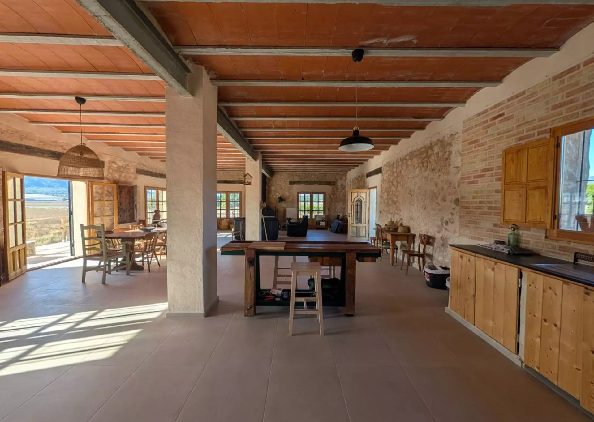 Country House 280 M² In Salinas, Spain