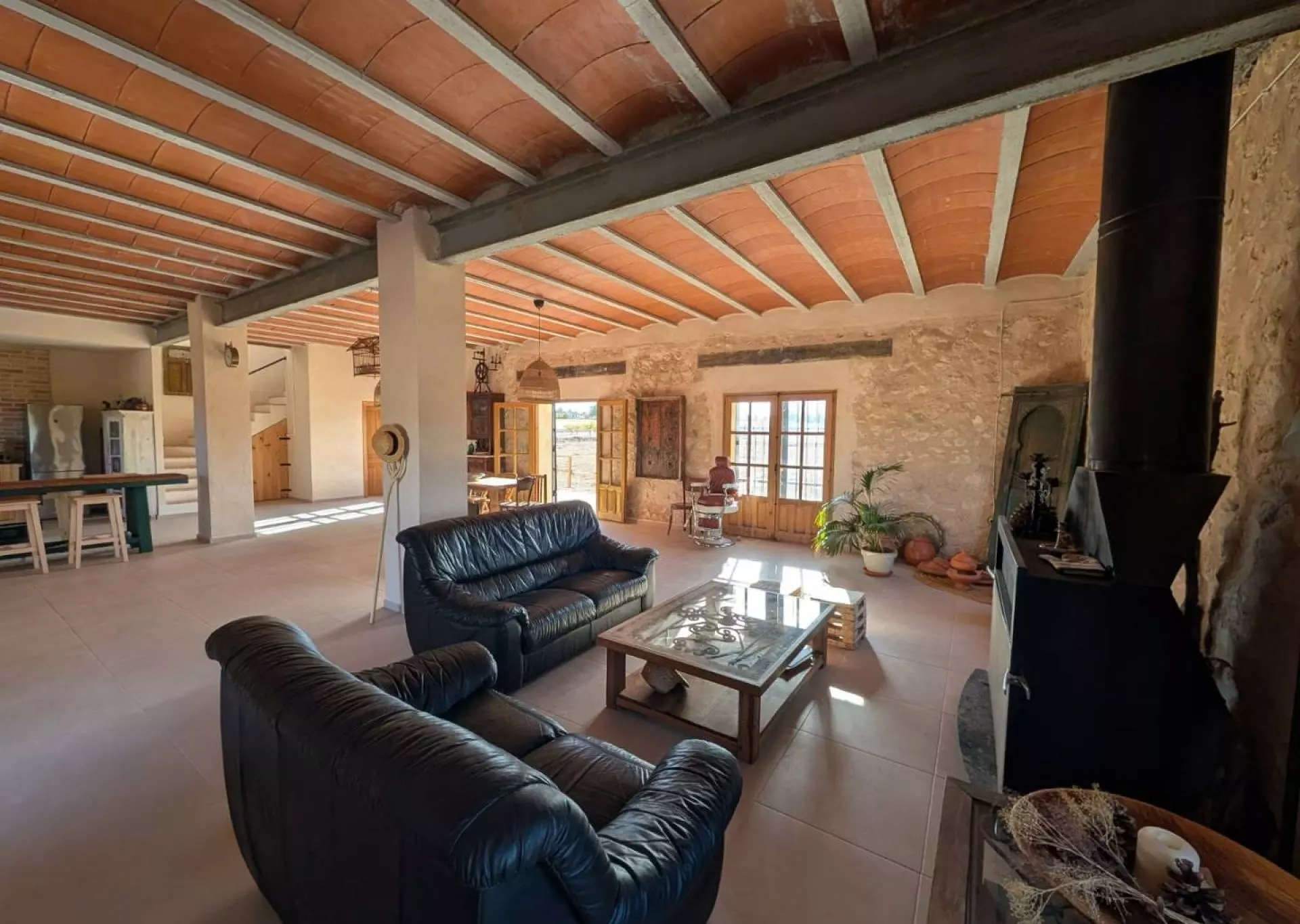 Country House 280 M² In Salinas, Spain