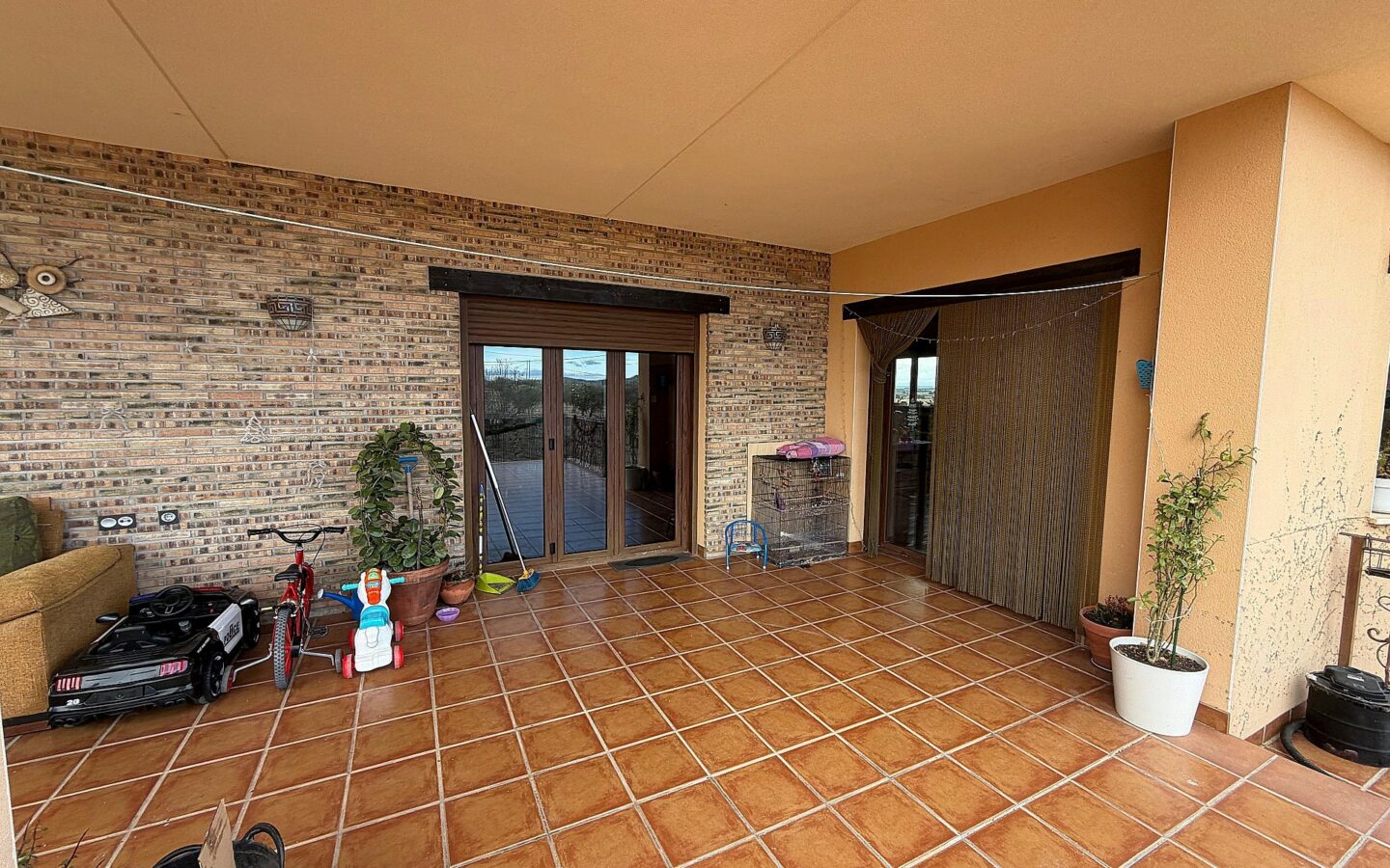 Country House 188 M² In Yecla, Spain