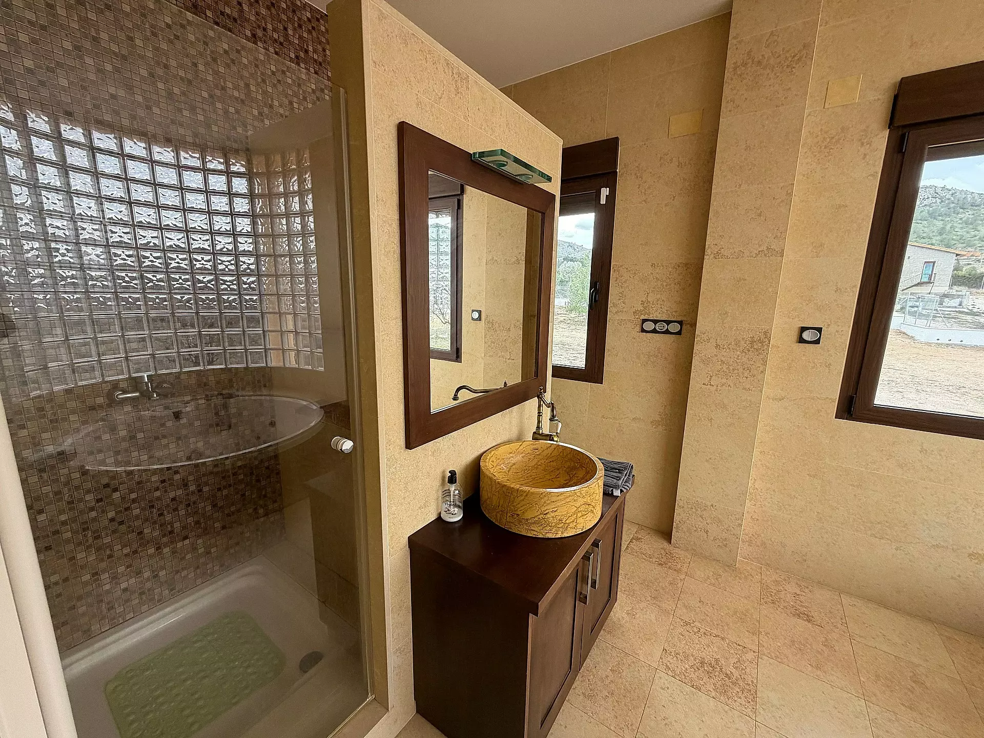Country House 188 M² In Yecla, Spain