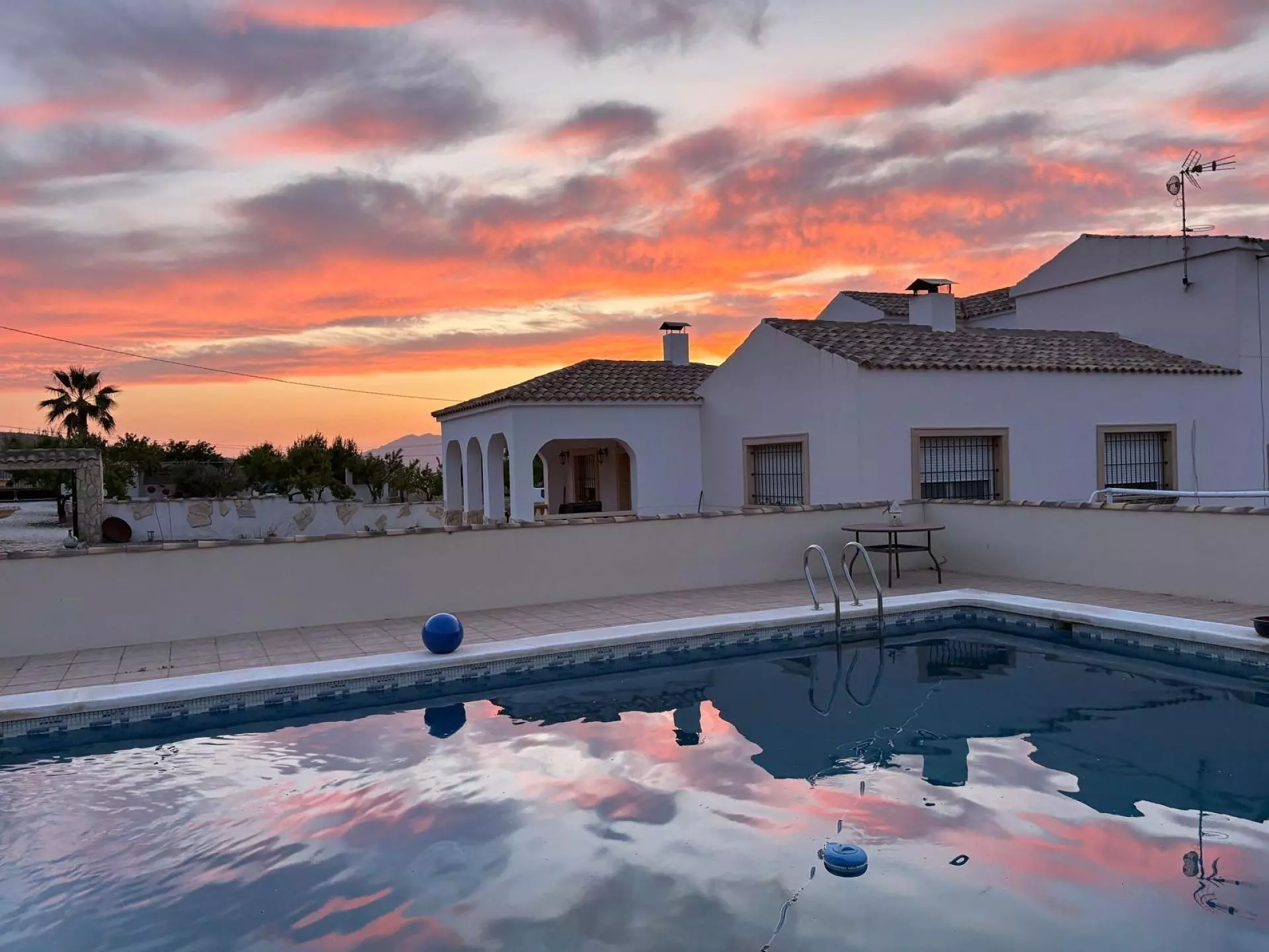Detached Villa 453 M² In Pinoso, Spain