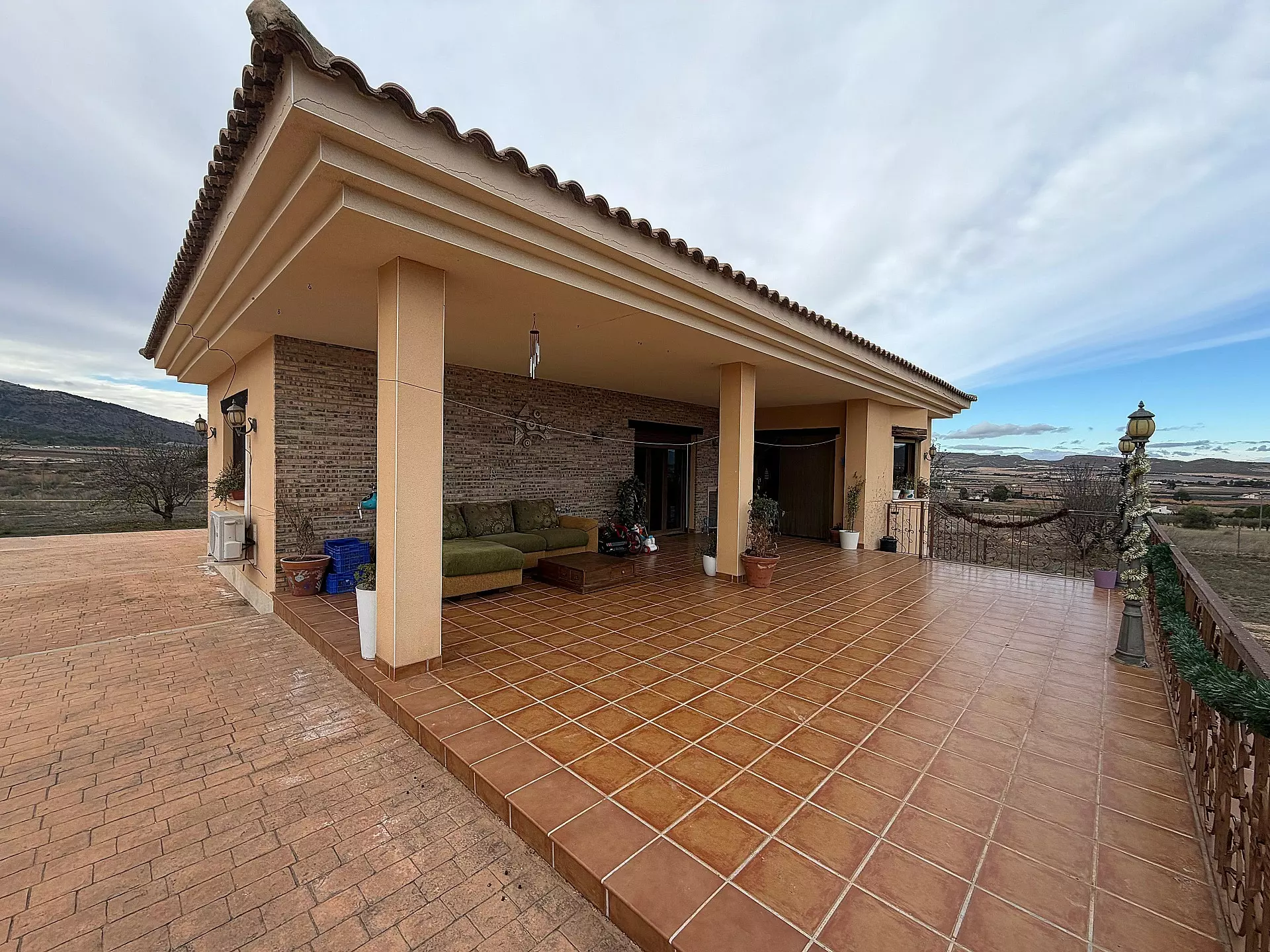 Country House 188 M² In Yecla, Spain