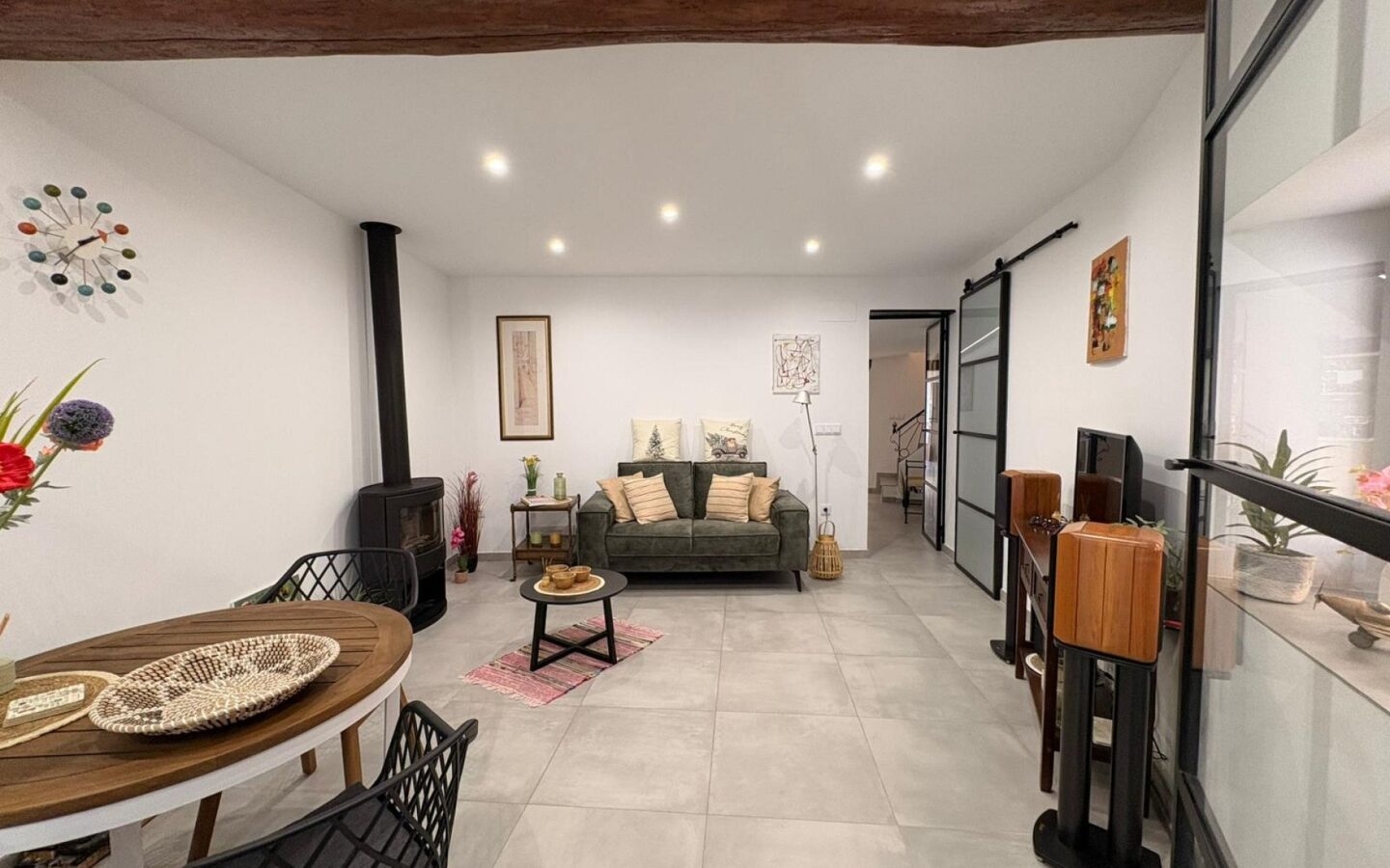 4-bedroom Townhouse In Biar, Spain (321 M²)