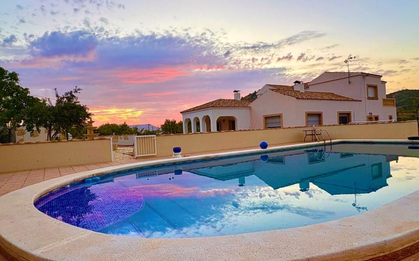 Detached Villa 453 M² In Pinoso, Spain