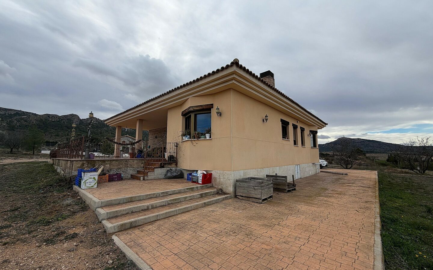Country House 188 M² In Yecla, Spain