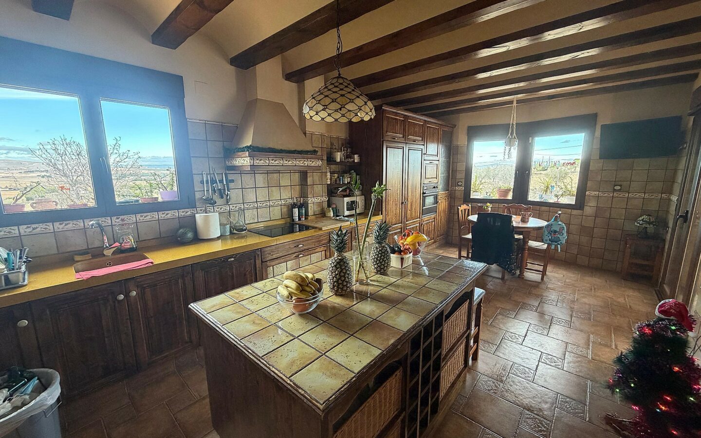 Country House 188 M² In Yecla, Spain