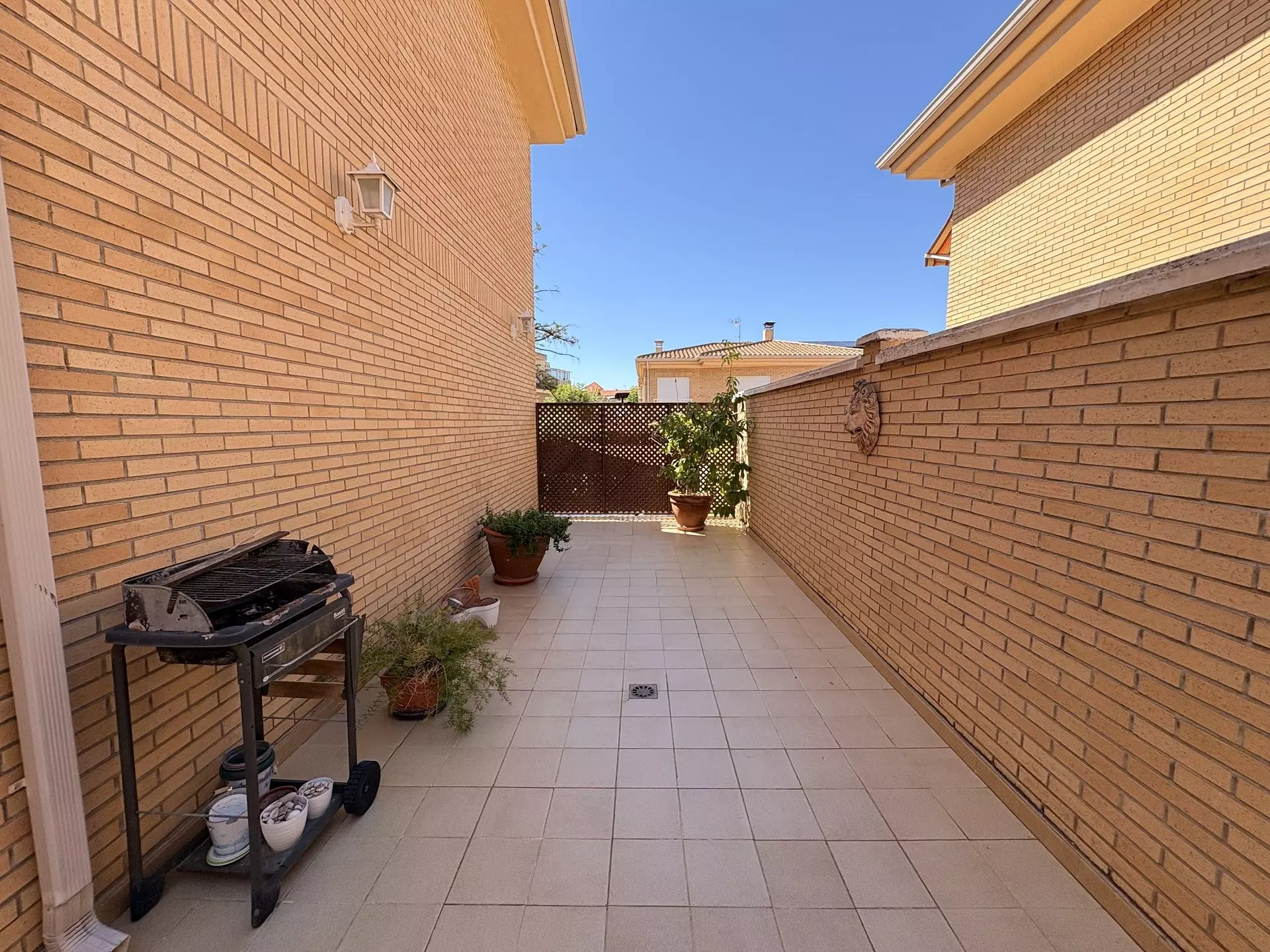 Semi-detached House 186 M² In Petrer, Spain