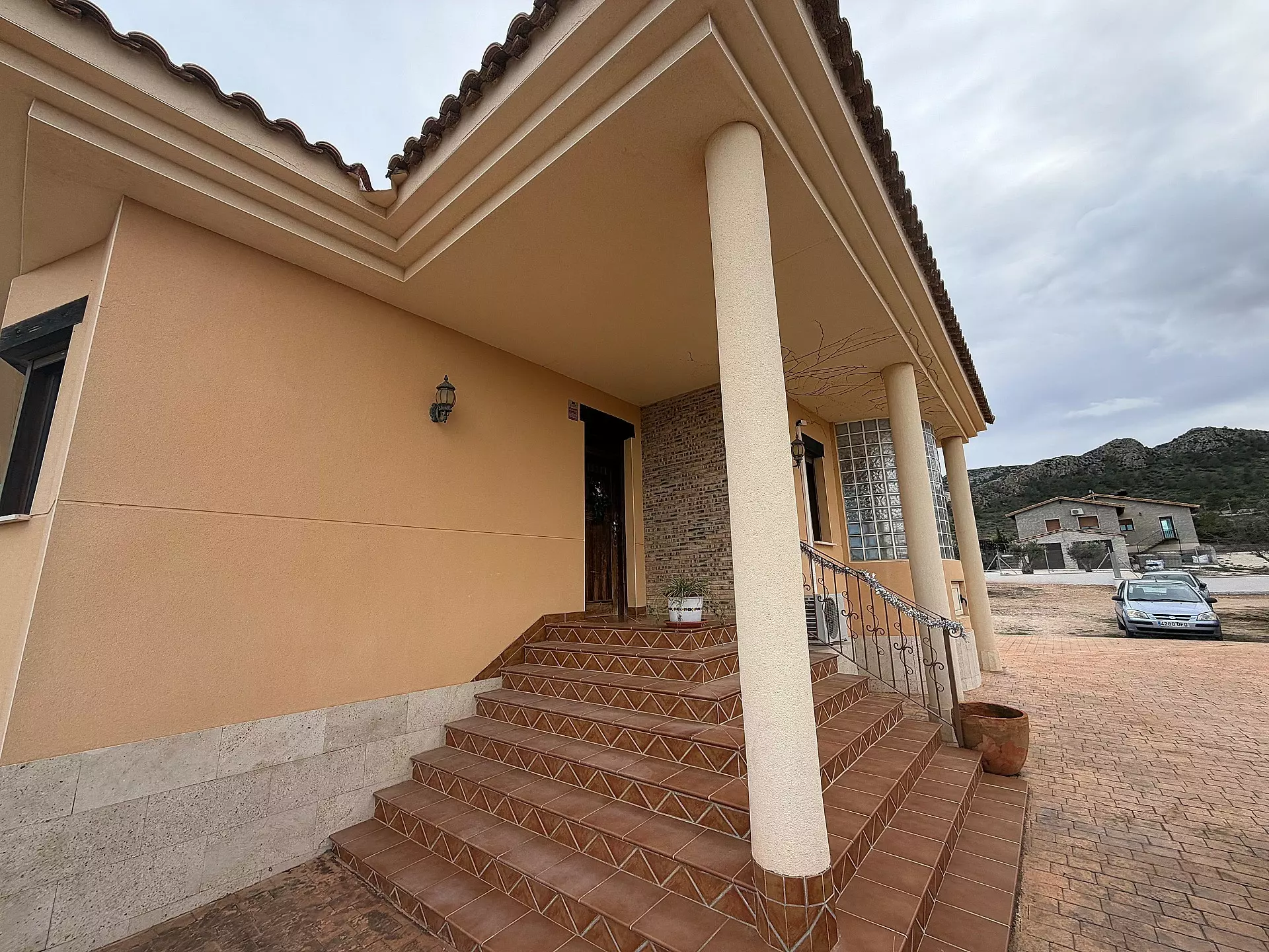 Country House 188 M² In Yecla, Spain