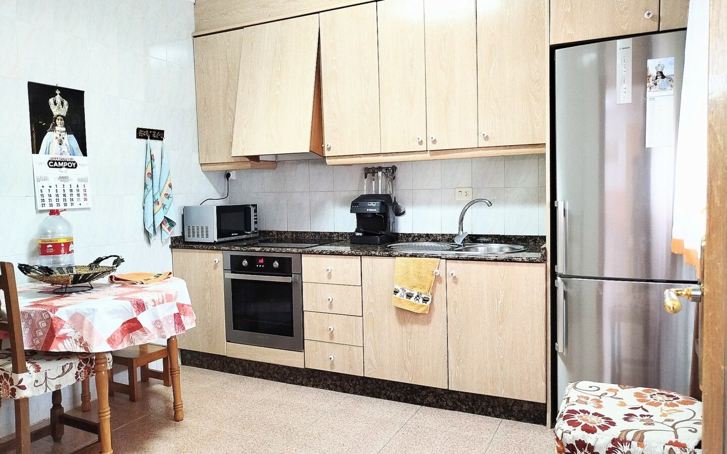 4-bedroom Country House In Yecla, Spain (190 M²)