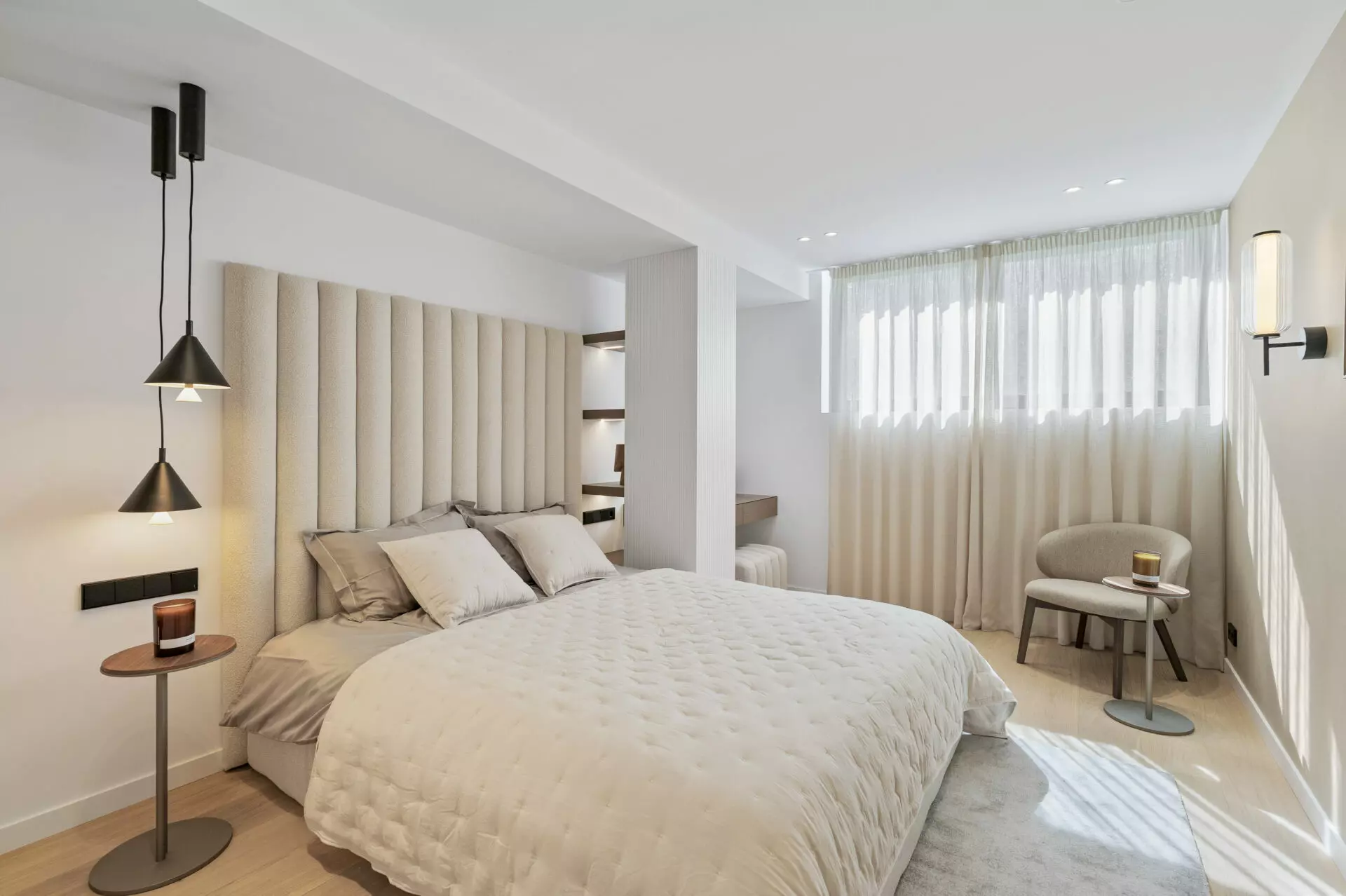 Villa Of 200 M² With Sea Views In Benalmádena.