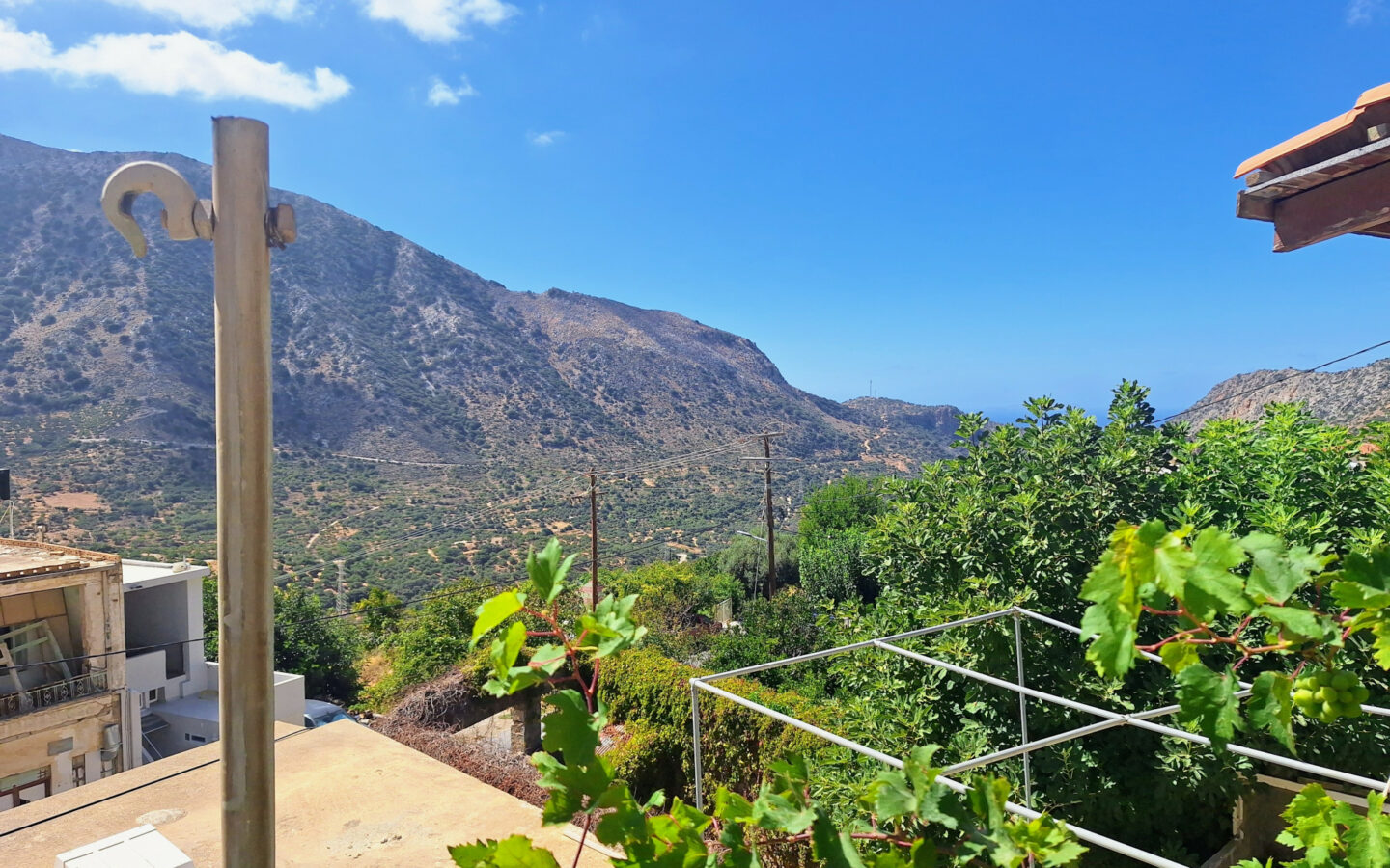 Traditional Two-storey Stone House Of 150 M² In Vrahasi, Lasithi